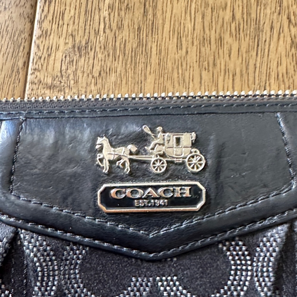 Coach Black Circle Pattern Wallet - image 4